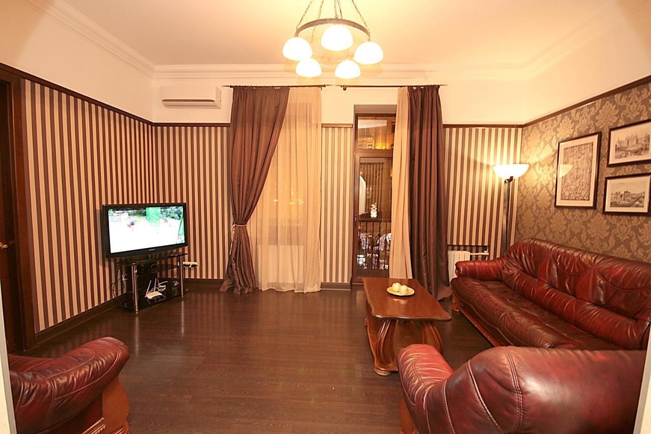 Inn Home Apartments In Kiev Center Exterior foto