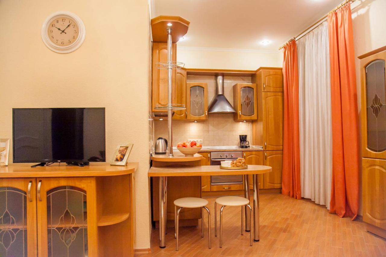 Inn Home Apartments In Kiev Center Exterior foto